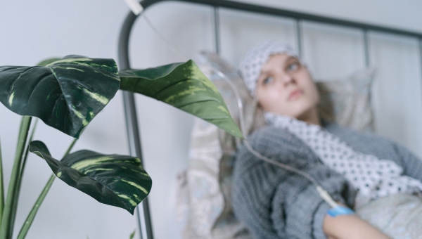 Tumeurs solides : immunothérapie personnalisée et CAR-T, où en est-on vraiment ?