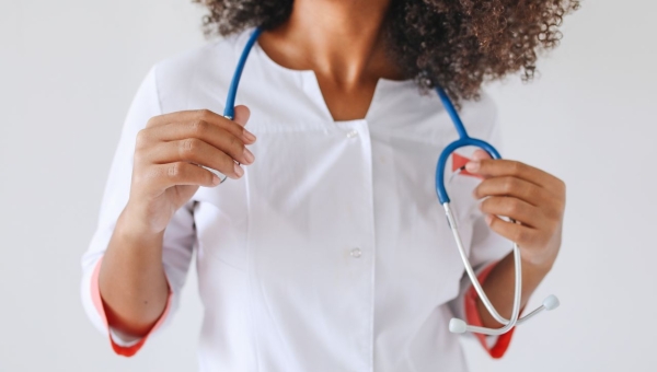 Cardiologues reconnus à Casablanca : profils, spécialités et formations